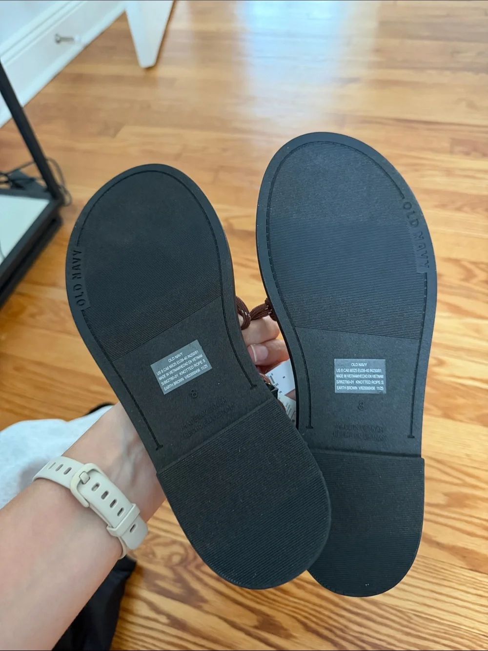Old Navy Knotted Rope Thong Sandal NWT - Brown
